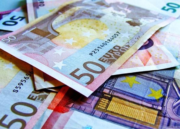 融商环球：美指重挫欧元随机反弹，比特币持续爬升创新高
